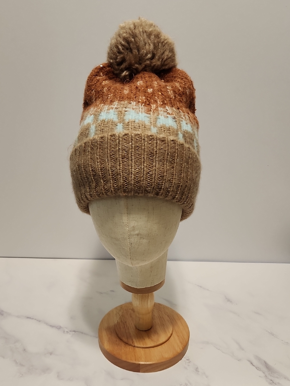 Universal Thread Brown & Tan Winter Hat